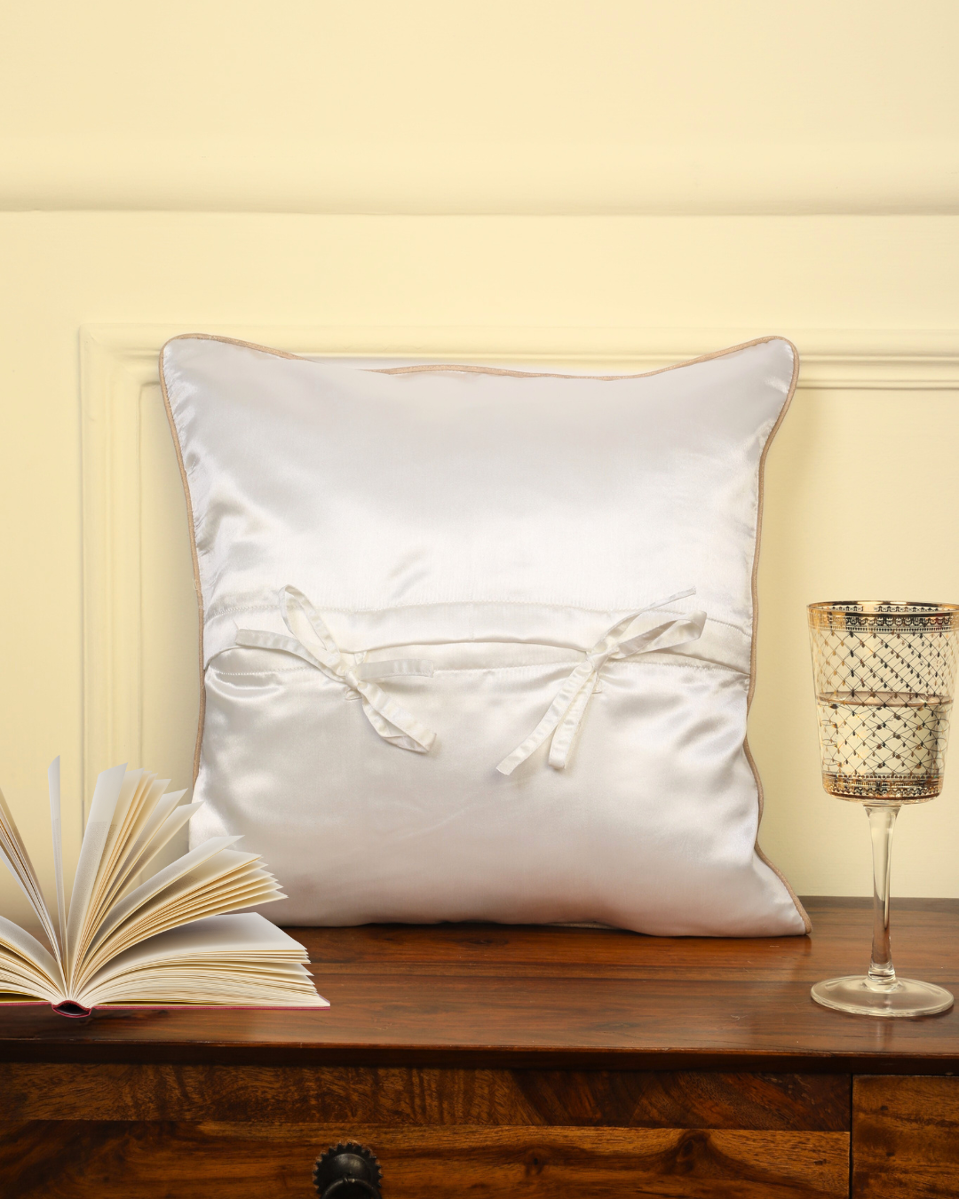 Ivory Leaf Cushion Cover