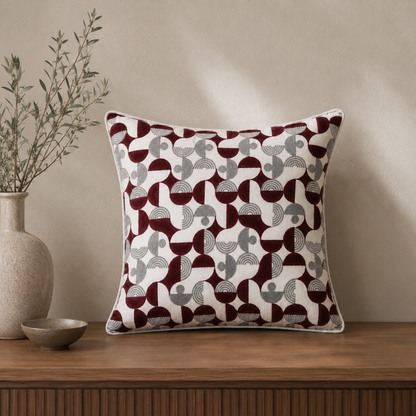 Measured Curve Cushion Cover